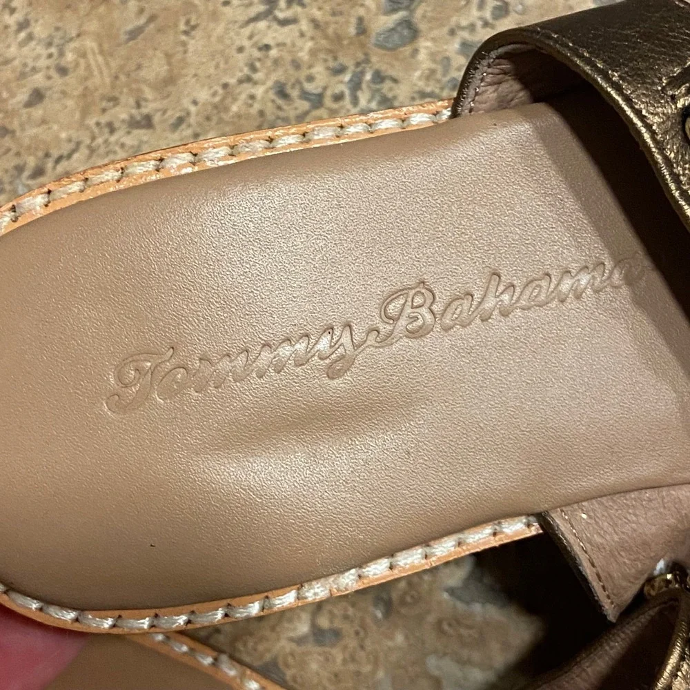 Tommy Bahama Yuri Crystal Thong Sandals Bronze Leather Flat TFW00209 Womens 7